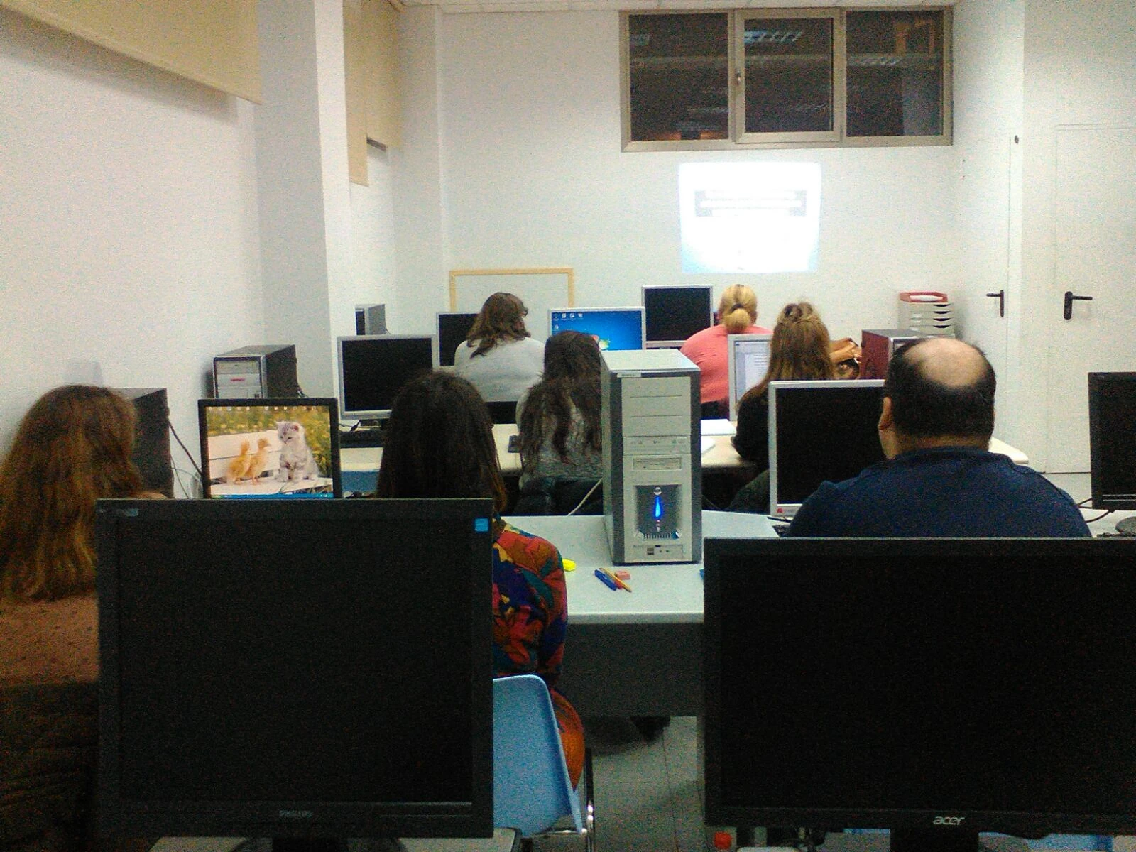 Gira-Sol pone en marcha la formación dual en auxiliar administrativo