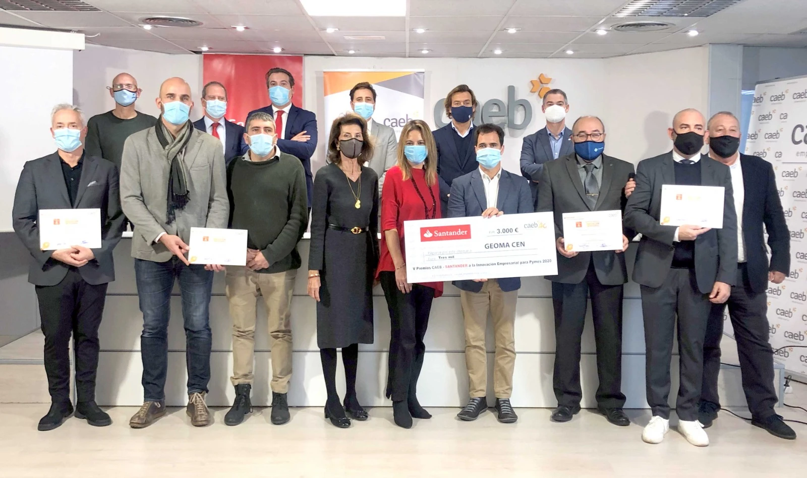 ​Tres Glops, “Pyme Innovadora Finalista” en los Premios Caeb-Santander 2020