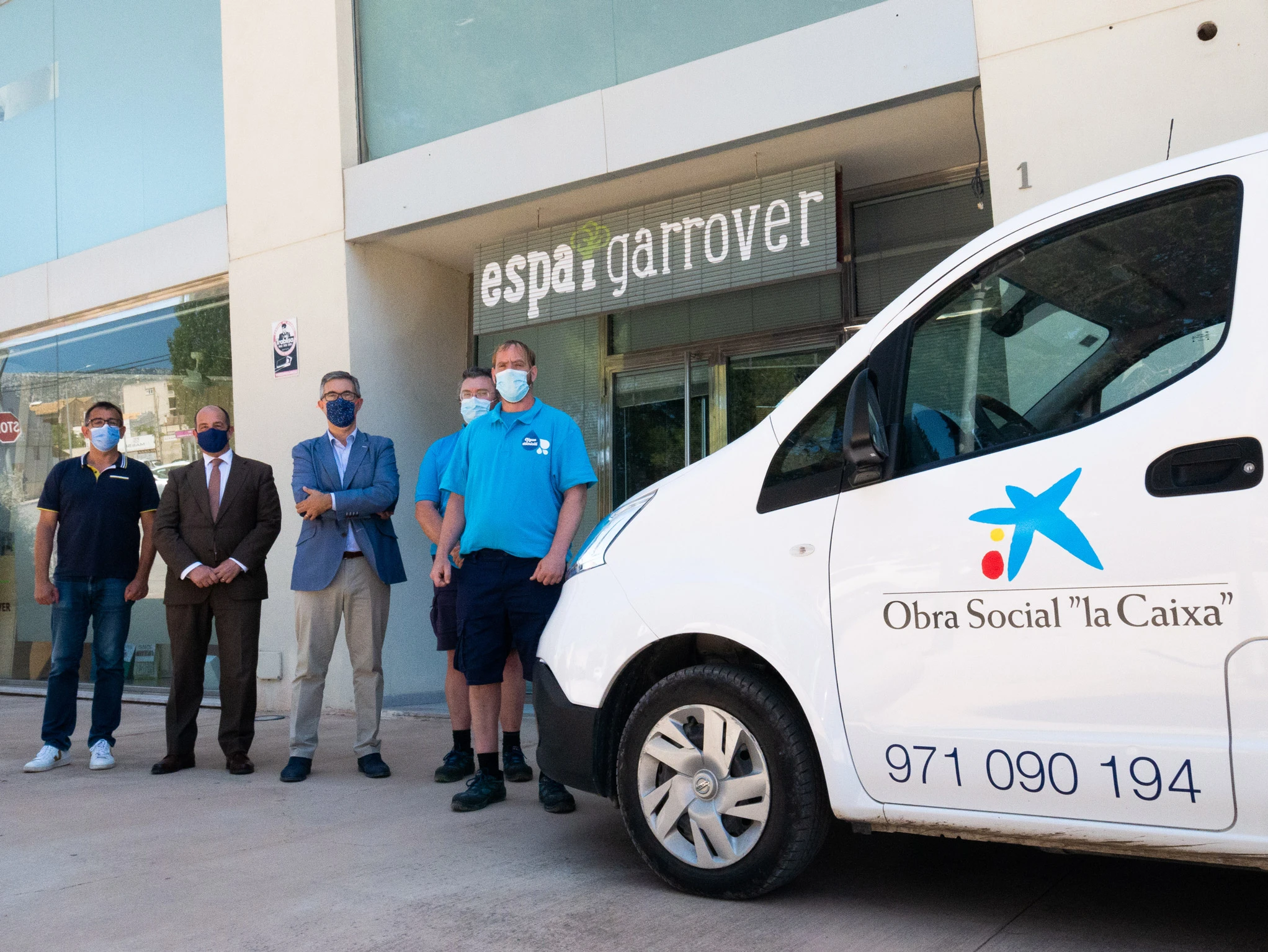 La Fundació Es Garrover estrena furgoneta eléctrica con el apoyo de la Fundación "la Caixa" y CaixaBank