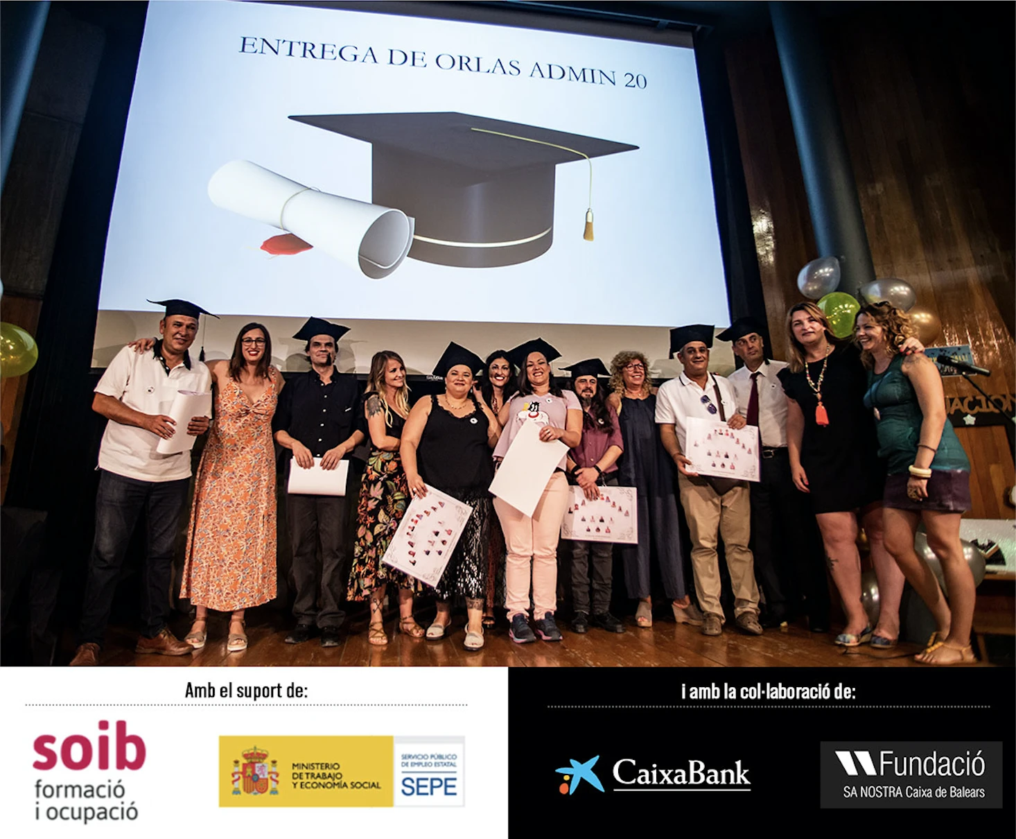 Emotiva graduación de 17 personas de los programas de Formación Profesional Dual de Auxiliar Administrativo y Operaciones Básicas de Restaurante y Bar