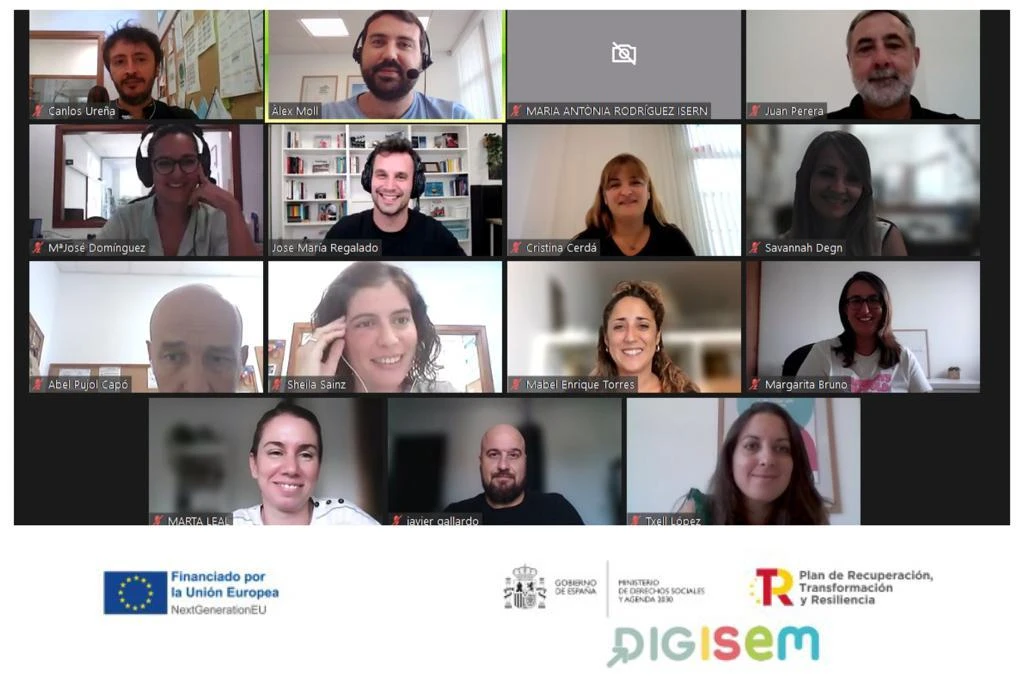 Profesionales de Gira-Sol se forman en materia de trabajo colaborativo a través de la digitalización para mejorar la eficiencia y atención a personas participantes